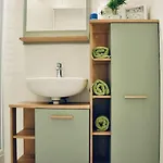 New In - Free Parking Appartement Boedapest